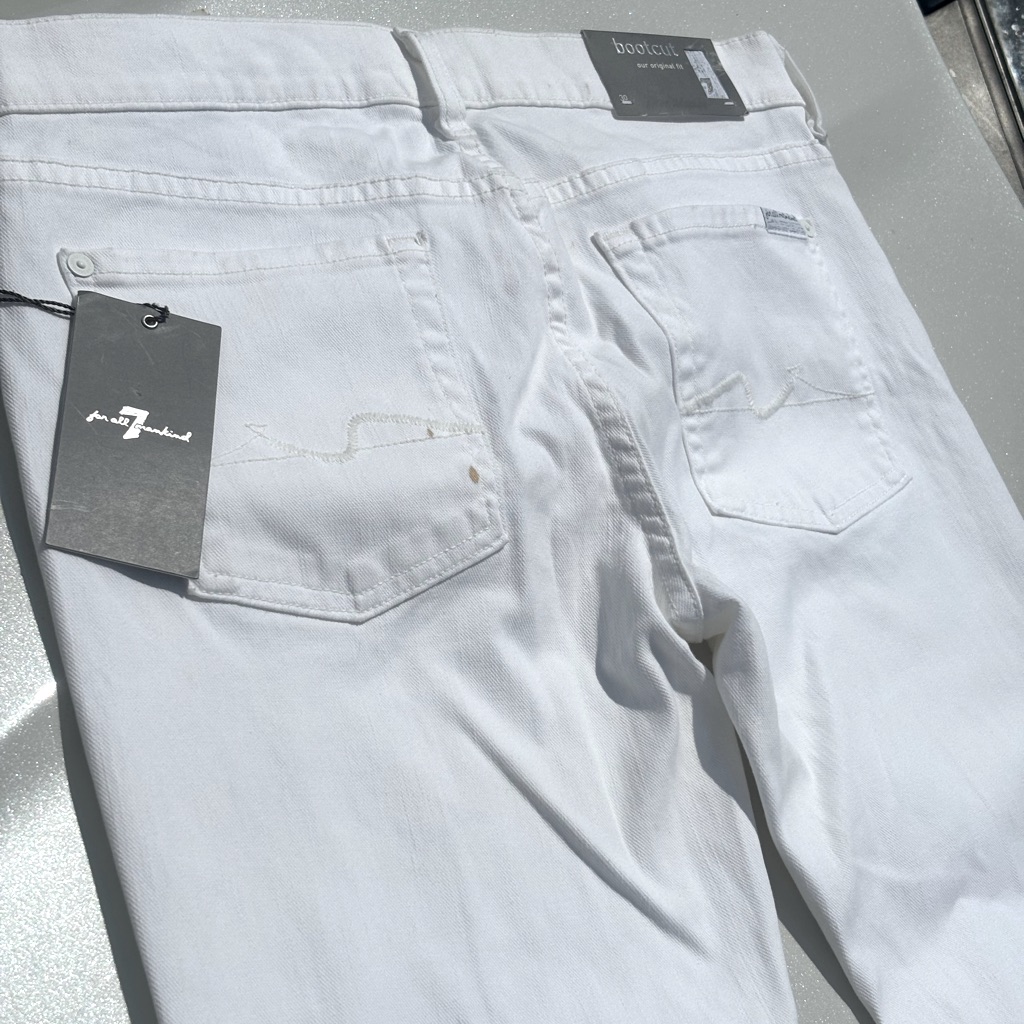 Nwt 7 For All Mankind White Bootcut Jeans 30